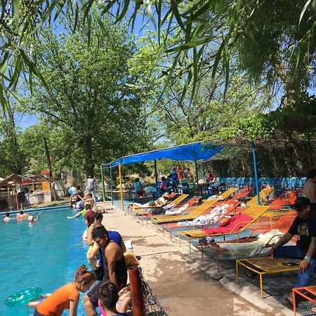 Hotel Y Balneario Ojo Caliente Camargo Екстер'єр фото