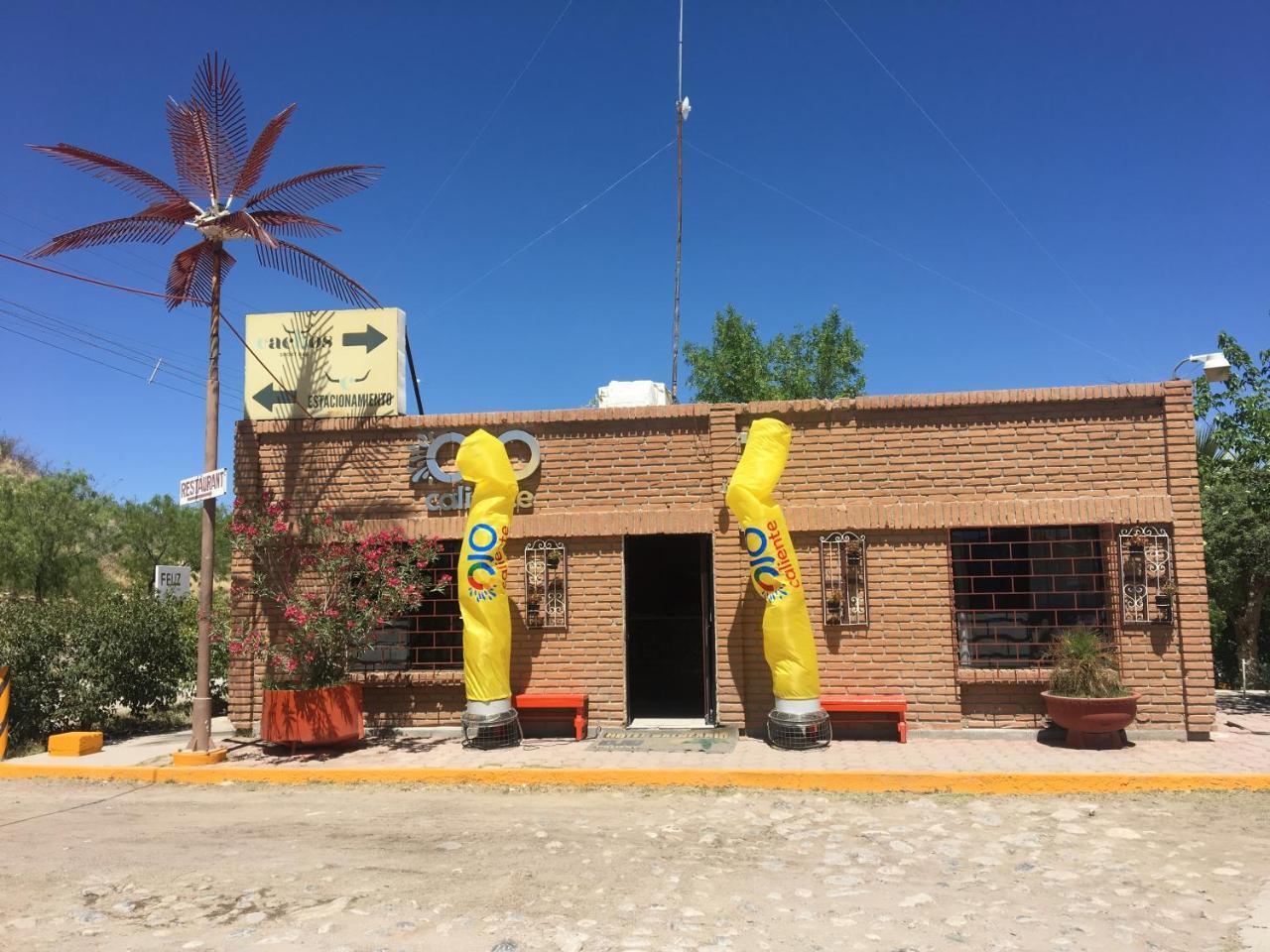 Hotel Y Balneario Ojo Caliente Camargo Екстер'єр фото